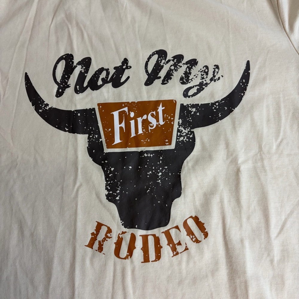 Emery Rose “Not My First Rodeo” Western Graphic Tee Medium - Picture 3 of 6